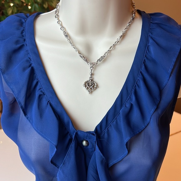 💙BANANA REPUBLIC SHEER BLUE TOP - RUFFLES AROUND THE NECK & FRONT BUTTONS SMALL - Picture 5 of 14